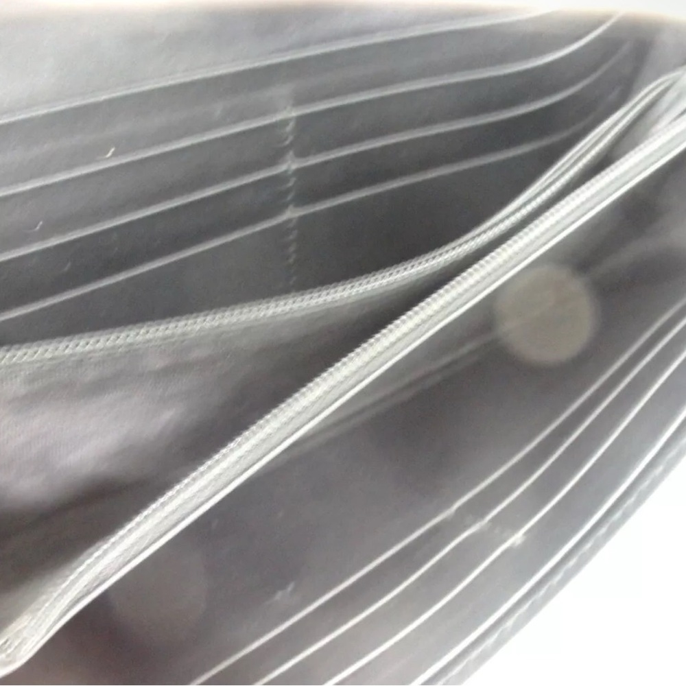 GUCCI GG PATTERN WALLET IN MINT CONDITION AUTHENTIC NWOT - Picture 15 of 16